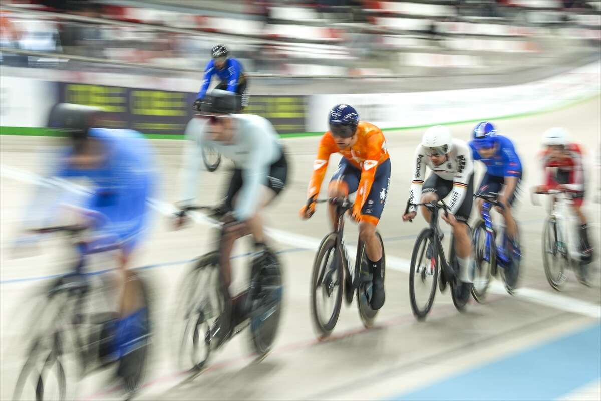 Konya Olimpik Veledromu’nda üçüncü gün yarışları başladı 20